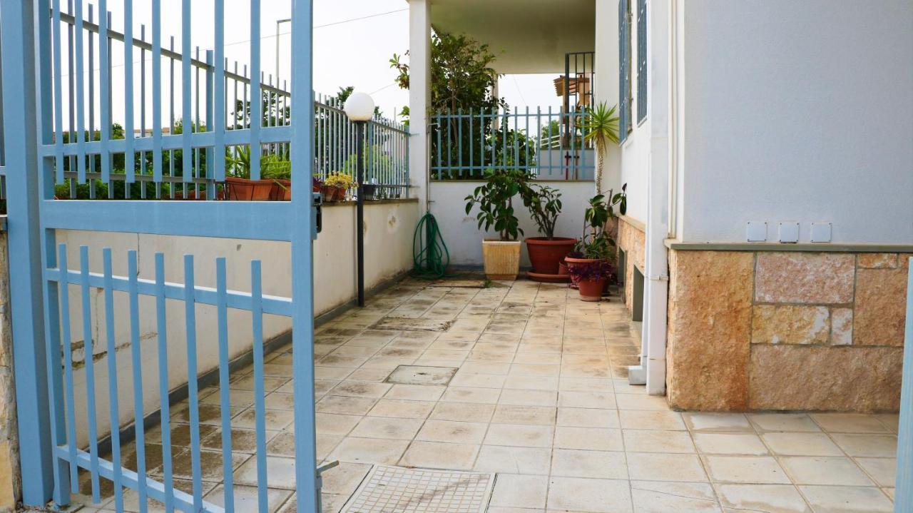 Le Case Del Vento - Appartamento Levante Torre Canne Exteriör bild